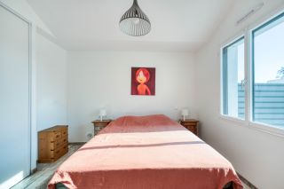 prestigious contemporary house 5 Rooms for sale on AYTRE (17440)