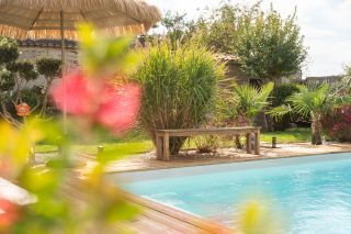 prestigious house 5 Rooms for sale on NIEUL SUR MER (17137)