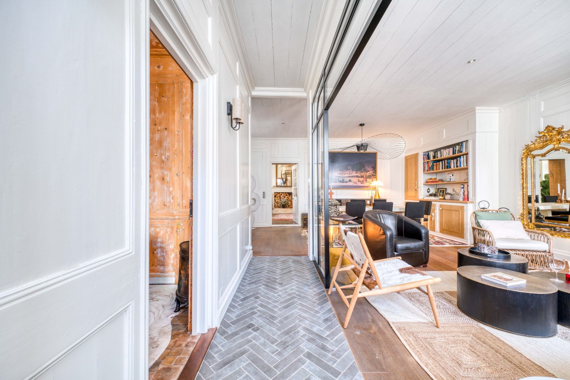 prestigious house 8 Rooms for sale on ST MARTIN DE RE (17410)