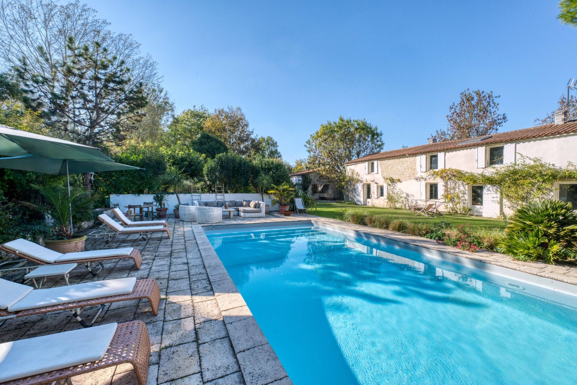maison de prestige 8 Pièces en vente sur LA ROCHELLE (17000)
