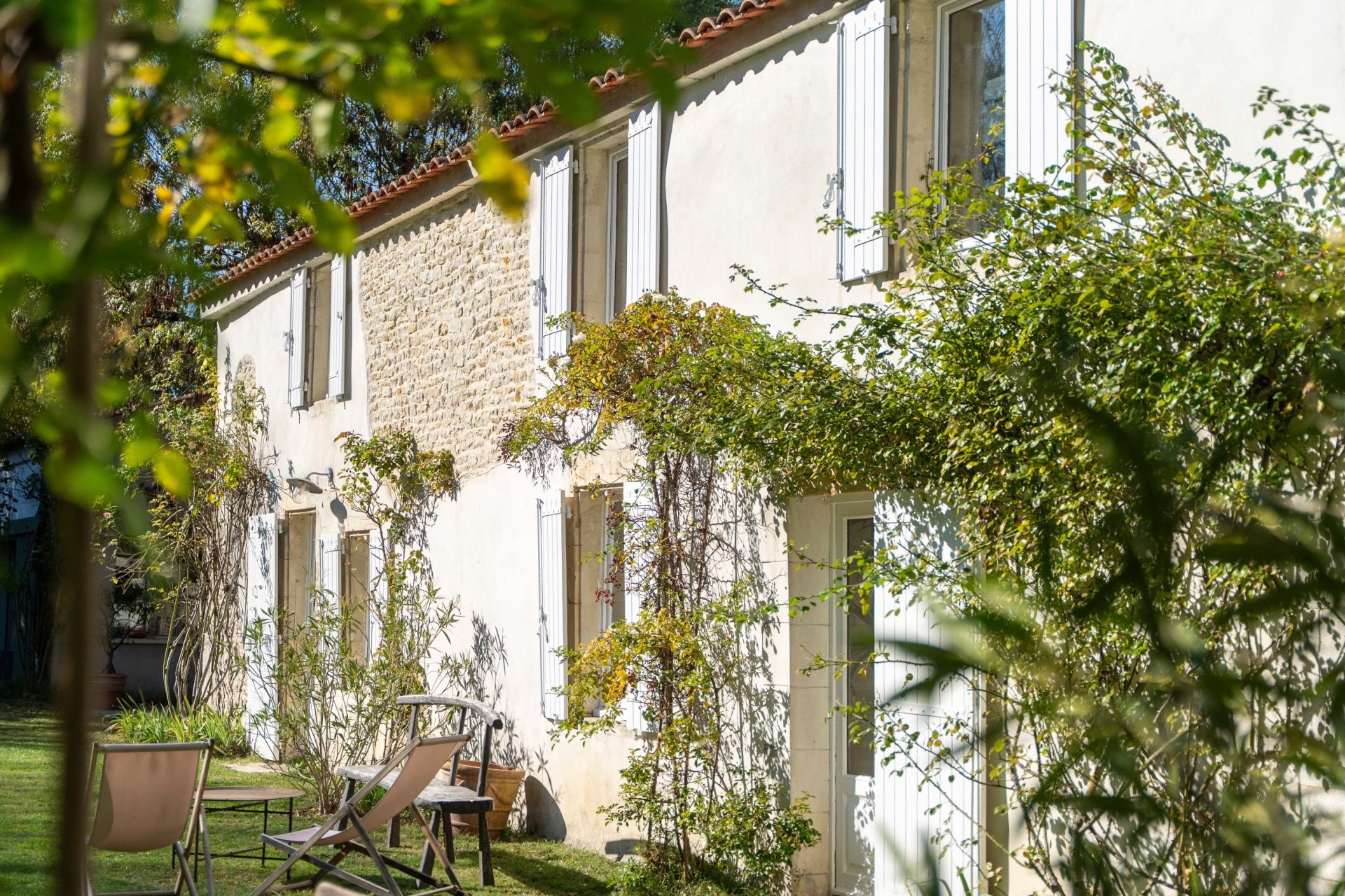 longère de prestige 8 Pièces en vente sur LA ROCHELLE (17000)