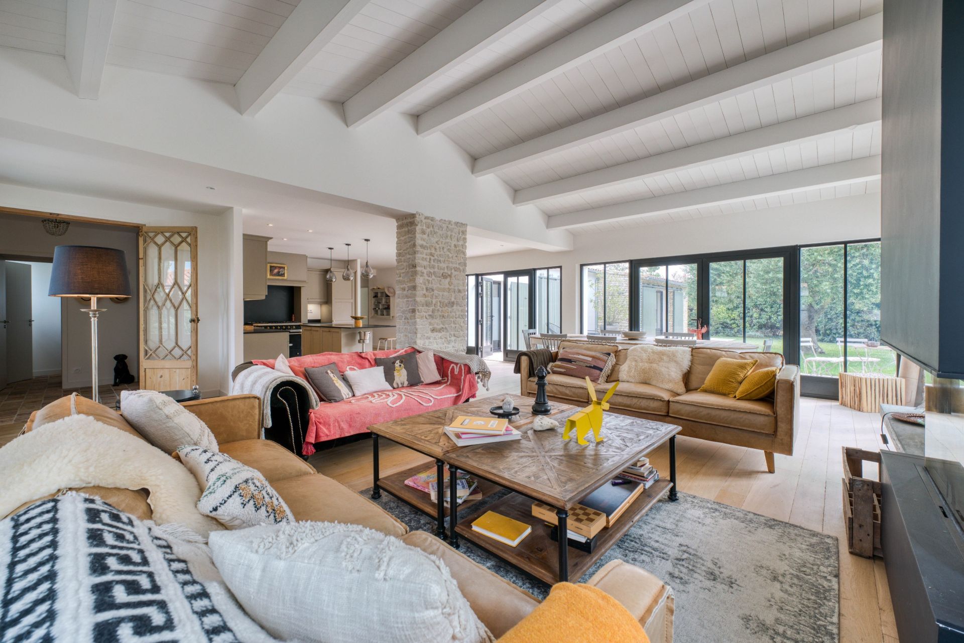 prestigious house 8 Rooms for sale on ST MARTIN DE RE (17410)