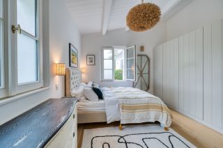 prestigious house 8 Rooms for sale on ST MARTIN DE RE (17410)