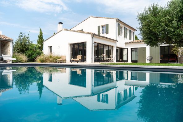 Sale Prestigious house Saint-Martin-de-Ré 8 Rooms 235 m²
