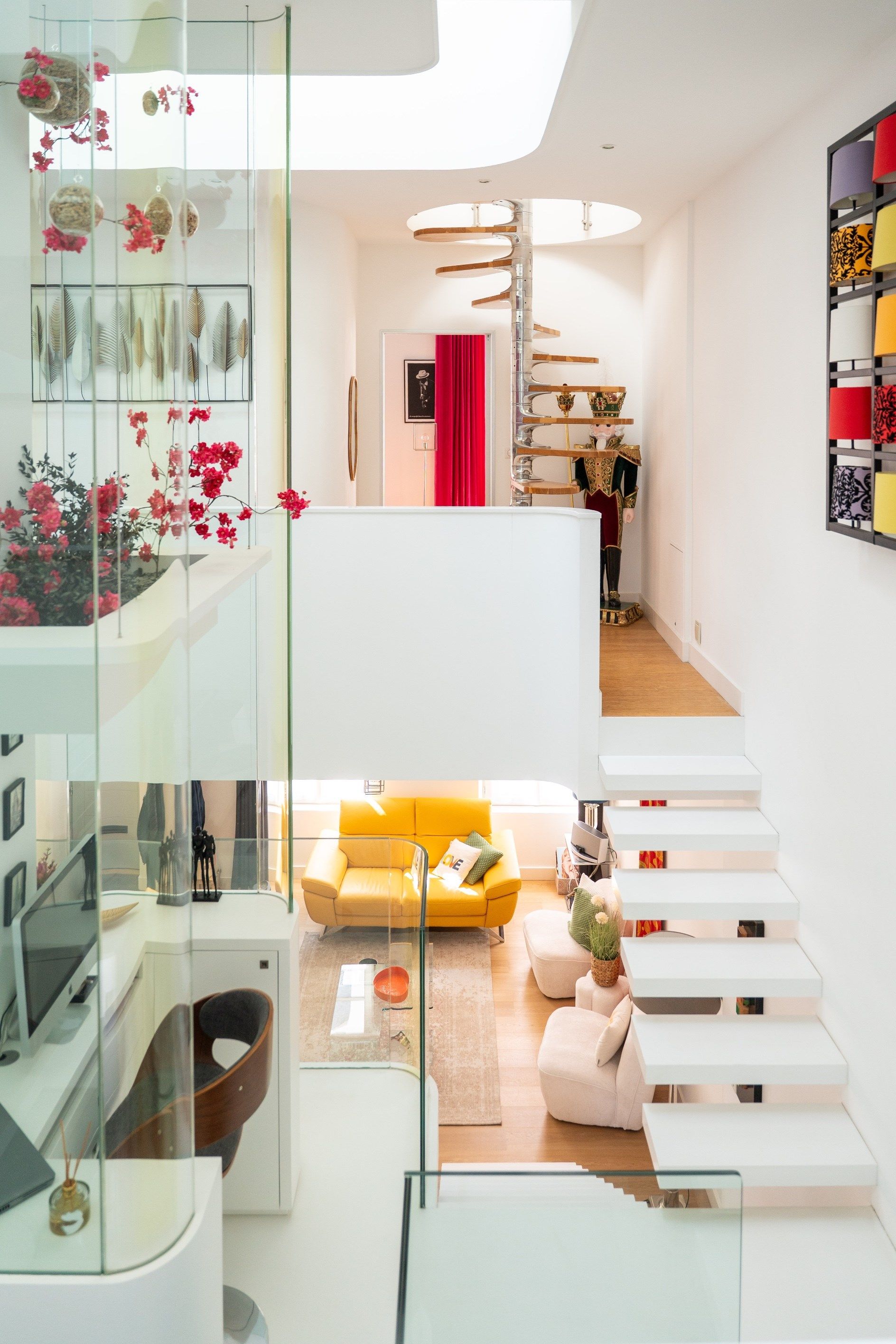 prestigious house 6 Rooms for sale on LA ROCHELLE (17000)