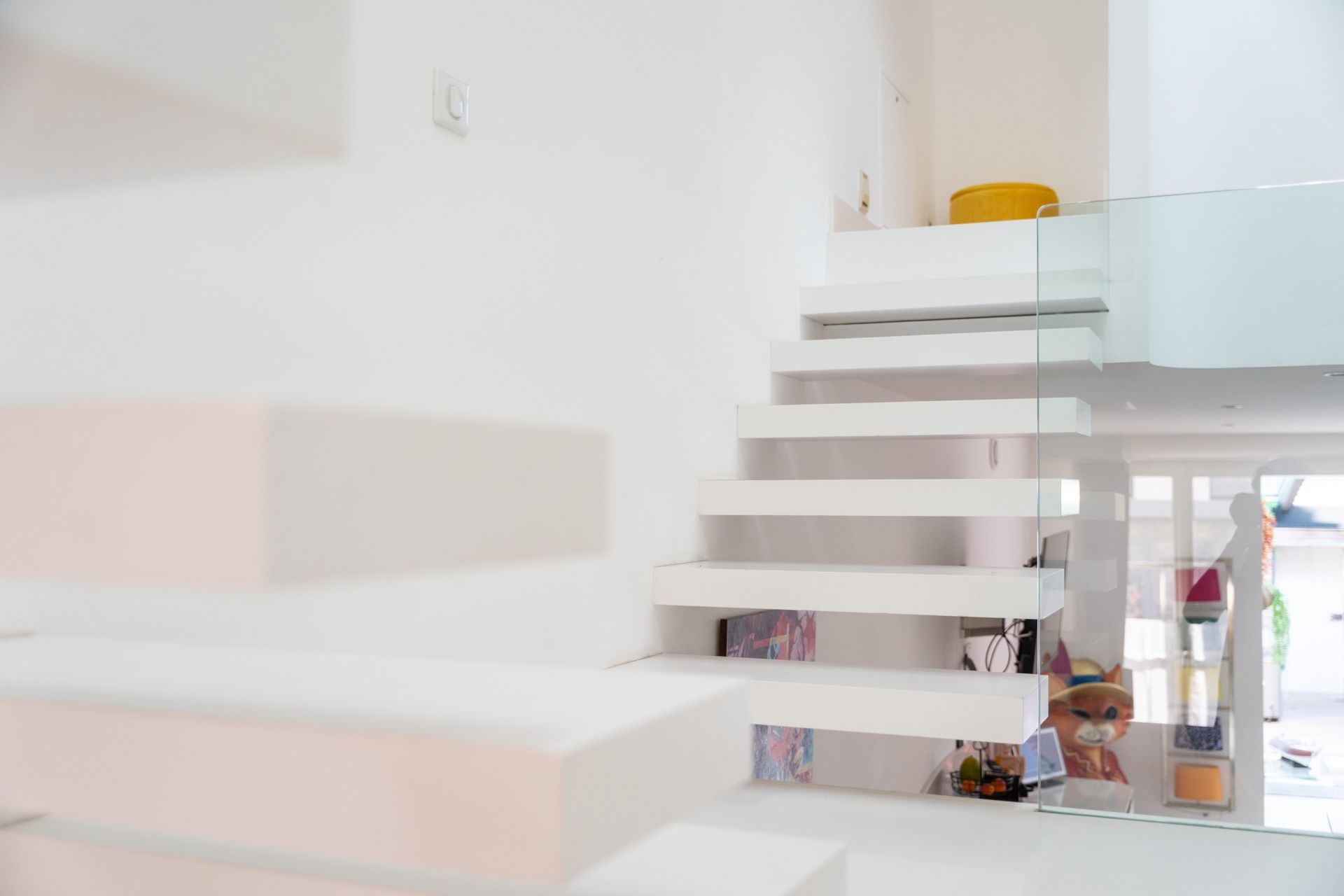 prestigious contemporary house 6 Rooms for sale on LA ROCHELLE (17000)