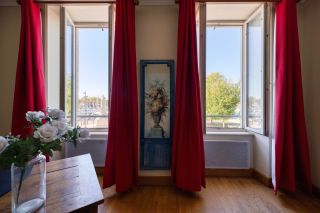 prestigious apartment 5 Rooms for sale on LA ROCHELLE (17000)