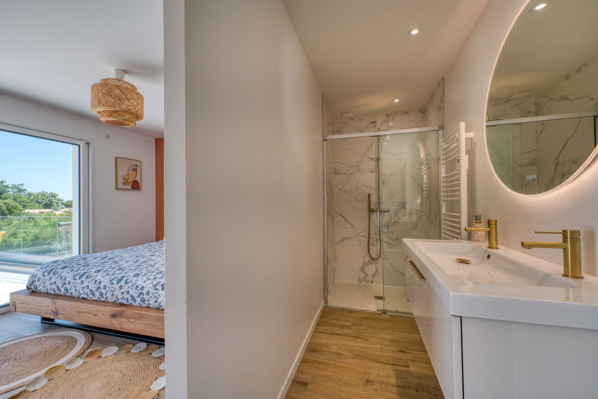 prestigious contemporary house 6 Rooms for sale on LA ROCHELLE (17000)