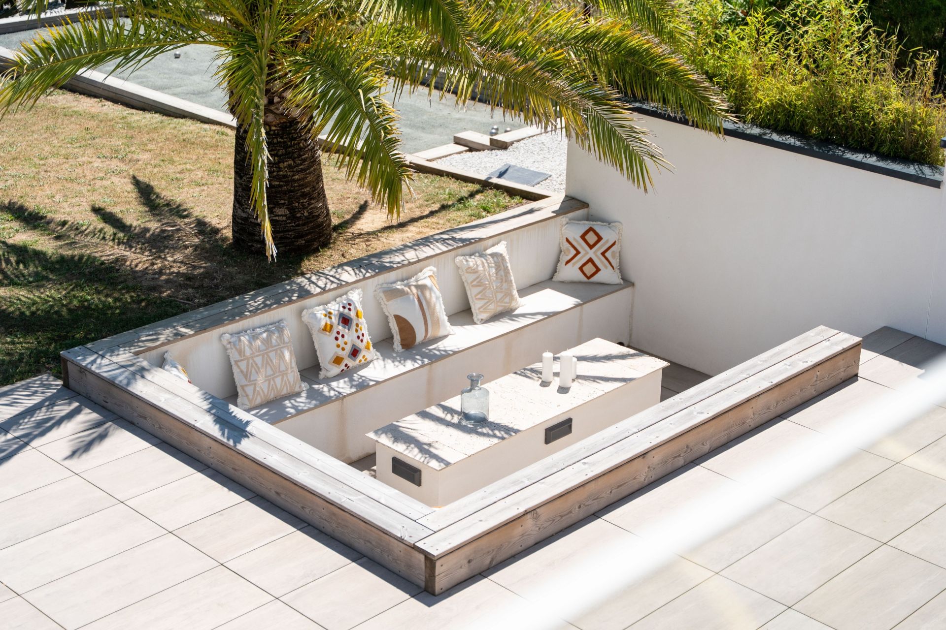 prestigious contemporary house 6 Rooms for sale on LA ROCHELLE (17000)