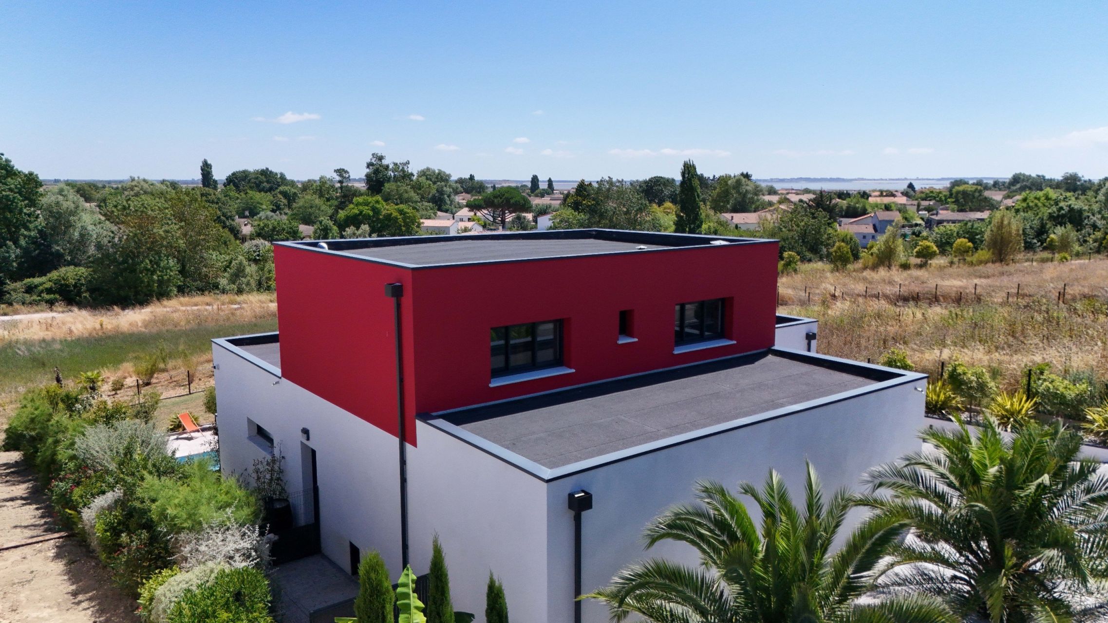 prestigious contemporary house 6 Rooms for sale on LA ROCHELLE (17000)