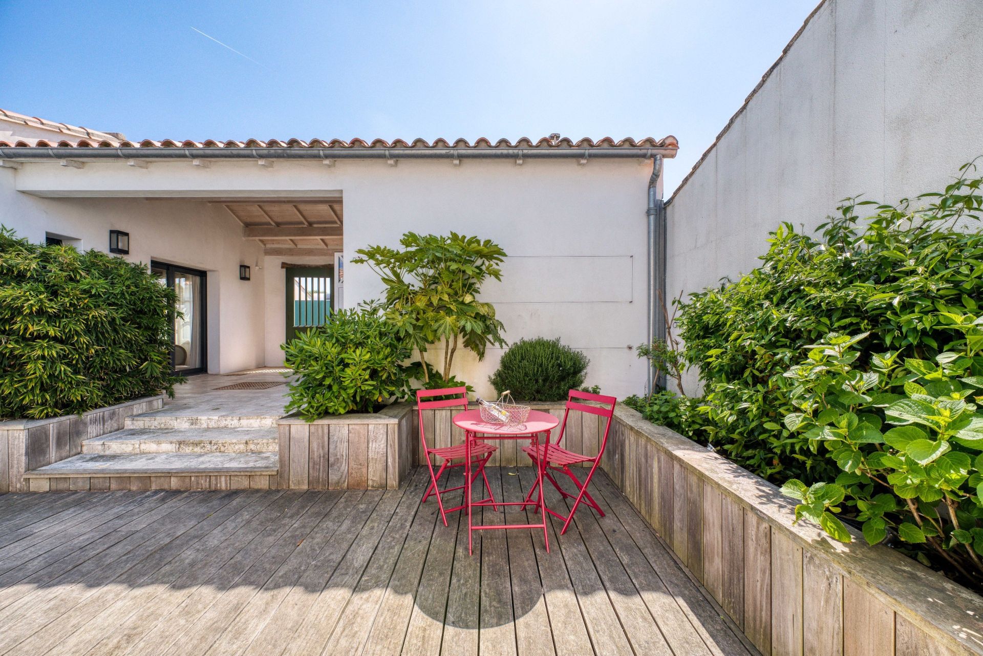 prestigious house 9 Rooms for sale on STE MARIE DE RE (17740)