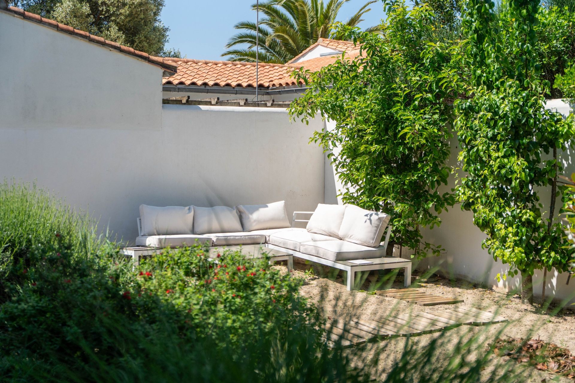 prestigious house 9 Rooms for sale on STE MARIE DE RE (17740)