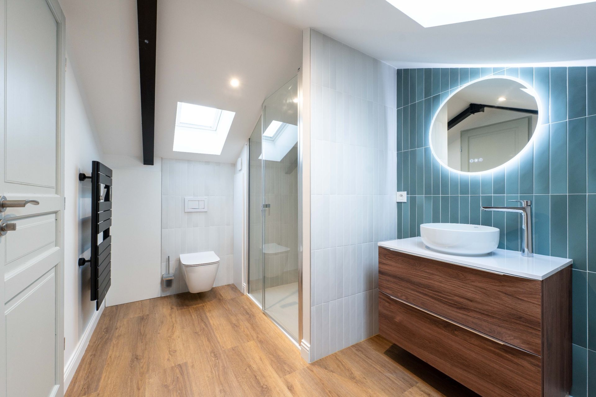 prestigious house 7 Rooms for sale on LA ROCHELLE (17000)