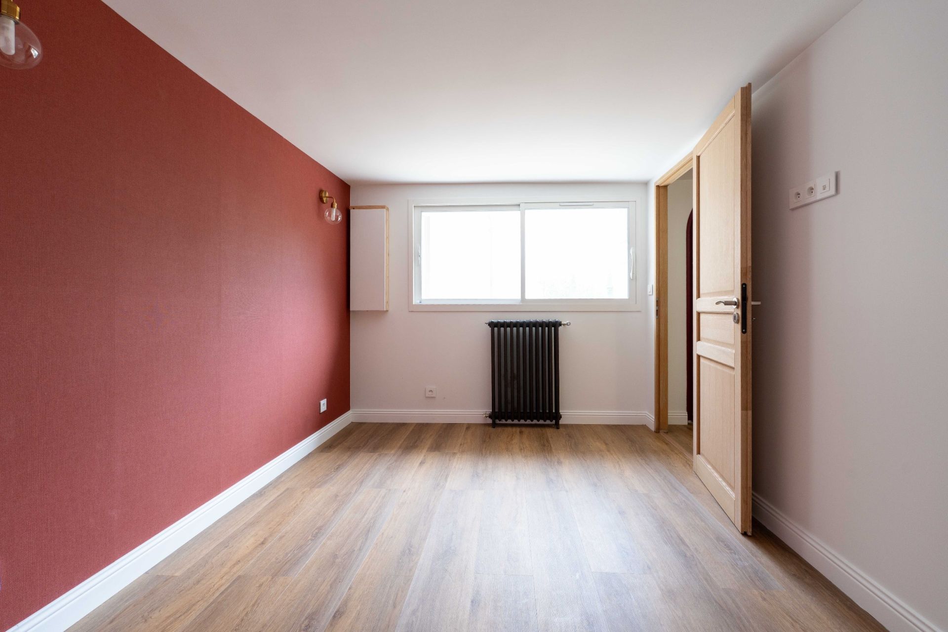 prestigious house 7 Rooms for sale on LA ROCHELLE (17000)