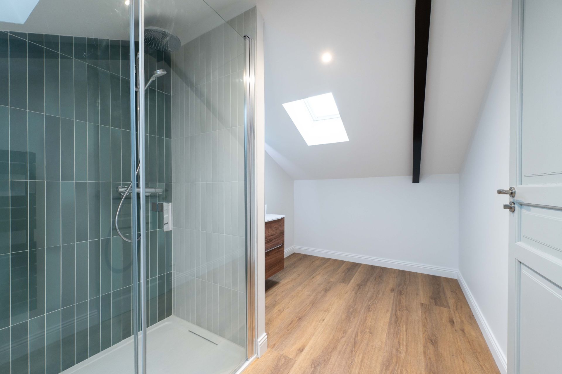 prestigious house 7 Rooms for sale on LA ROCHELLE (17000)