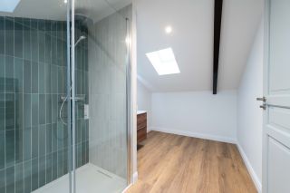 prestigious house 7 Rooms for sale on LA ROCHELLE (17000)