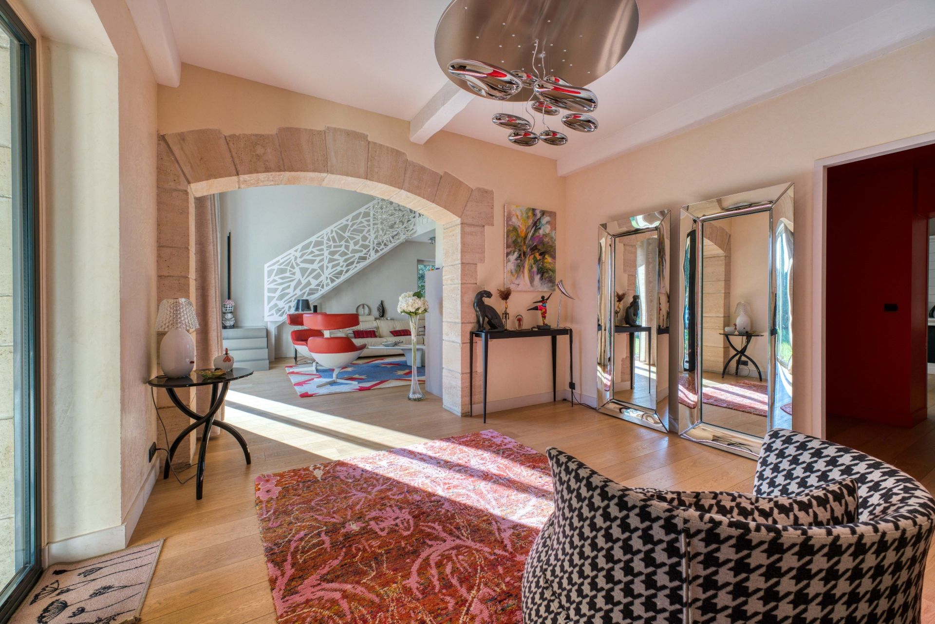 prestigious house 8 Rooms for sale on LAGORD (17140)