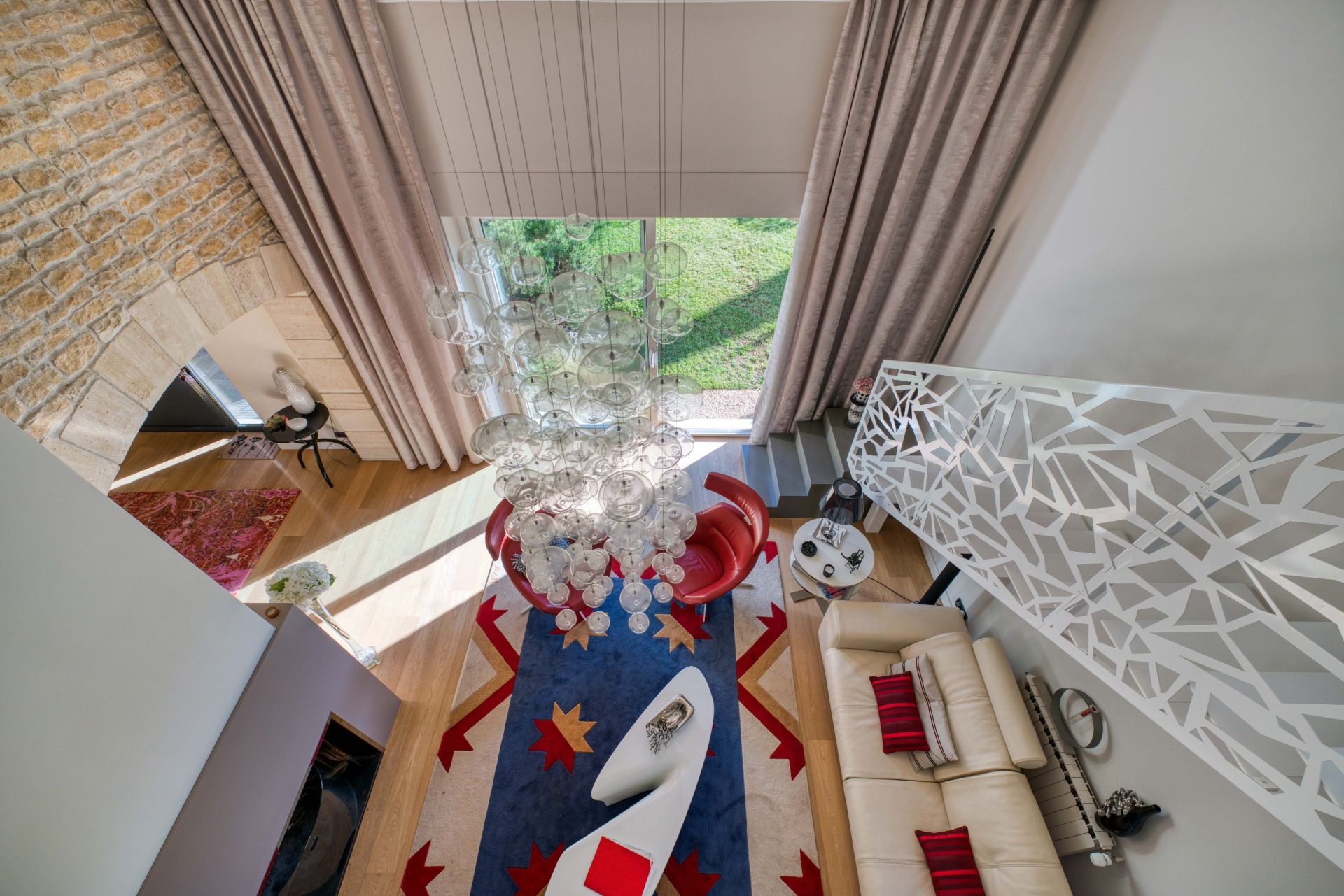 prestigious house 8 Rooms for sale on LAGORD (17140)