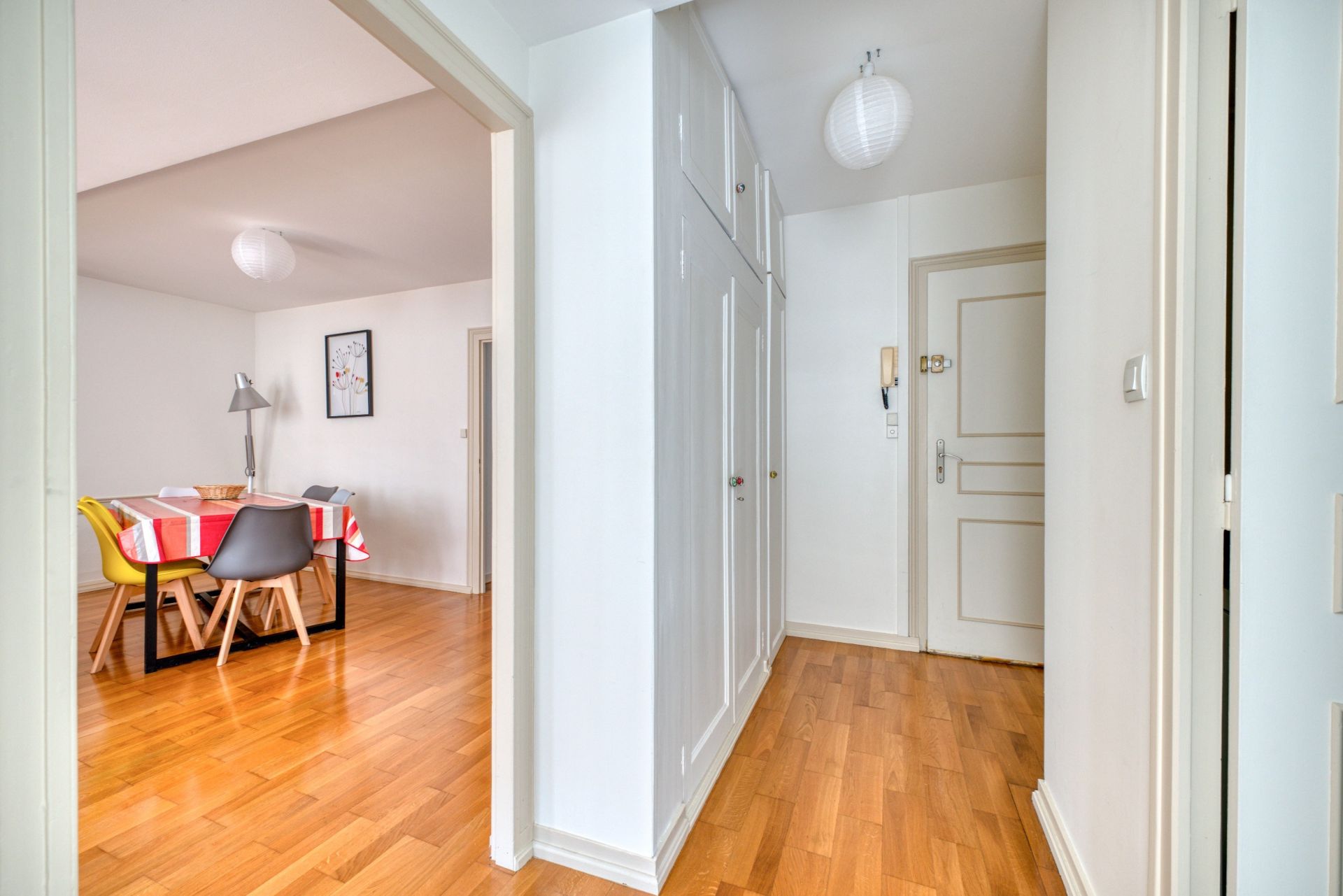 prestigious apartment 2 Rooms for sale on LA ROCHELLE (17000)