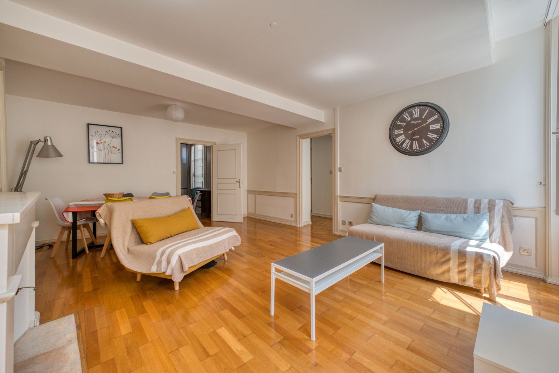 prestigious apartment 2 Rooms for sale on LA ROCHELLE (17000)