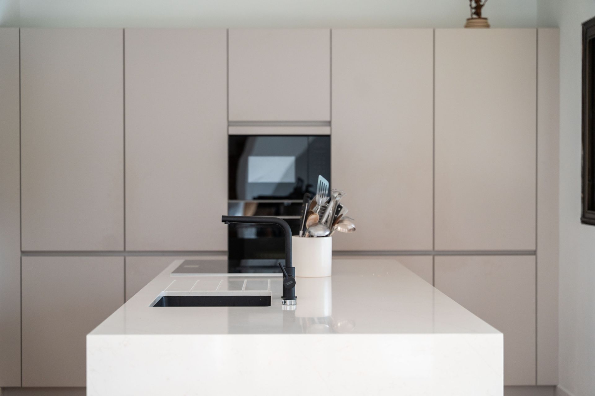 prestigious house 7 Rooms for sale on LA ROCHELLE (17000)