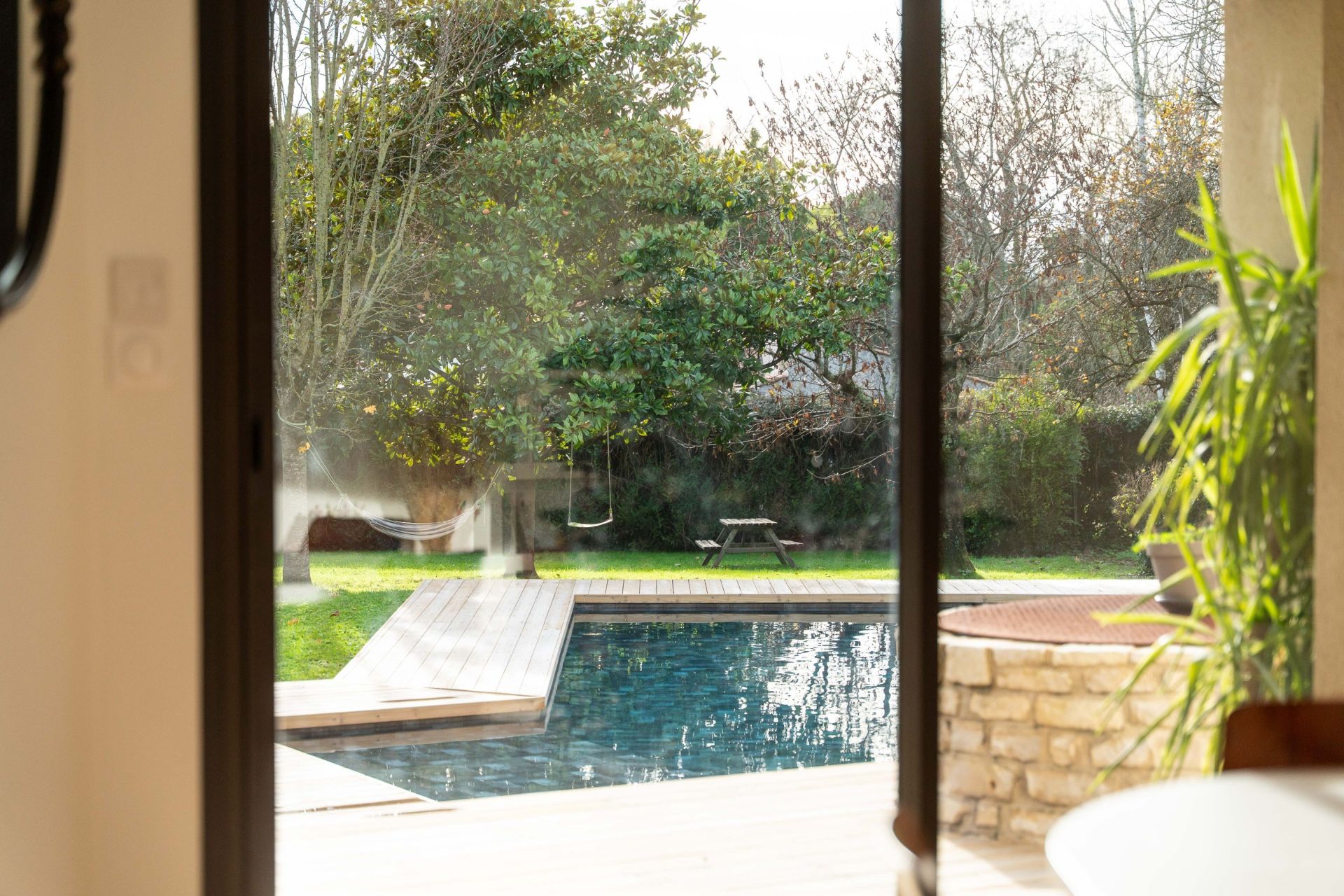 prestigious house 7 Rooms for sale on LA ROCHELLE (17000)