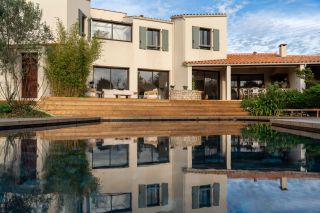 prestigious house 7 Rooms for sale on LA ROCHELLE (17000)