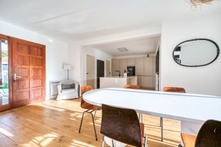 prestigious house 7 Rooms for sale on LA ROCHELLE (17000)