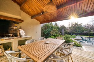 prestigious house 7 Rooms for sale on LA ROCHELLE (17000)