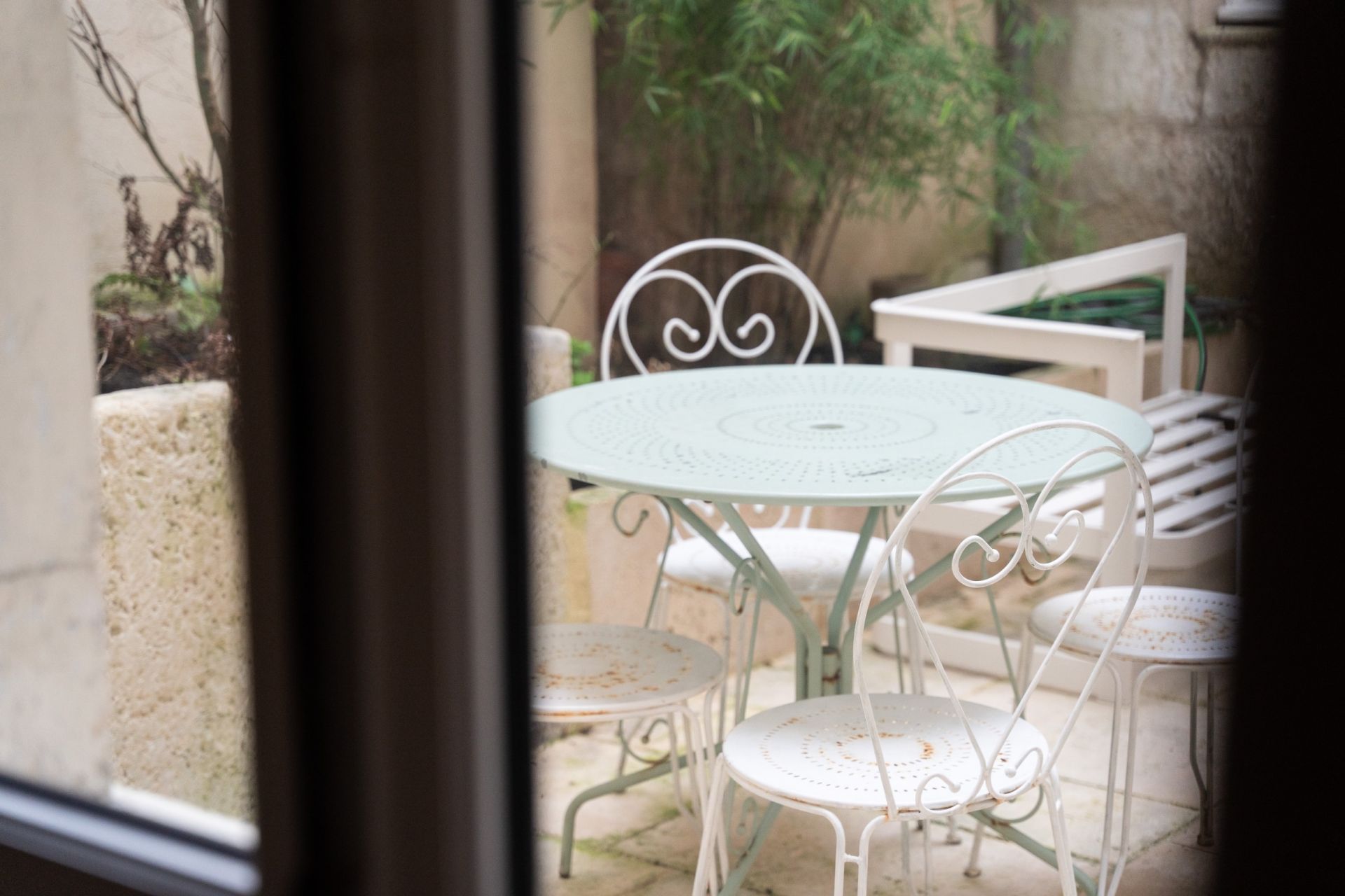 prestigious apartment 4 Rooms for sale on LA ROCHELLE (17000)