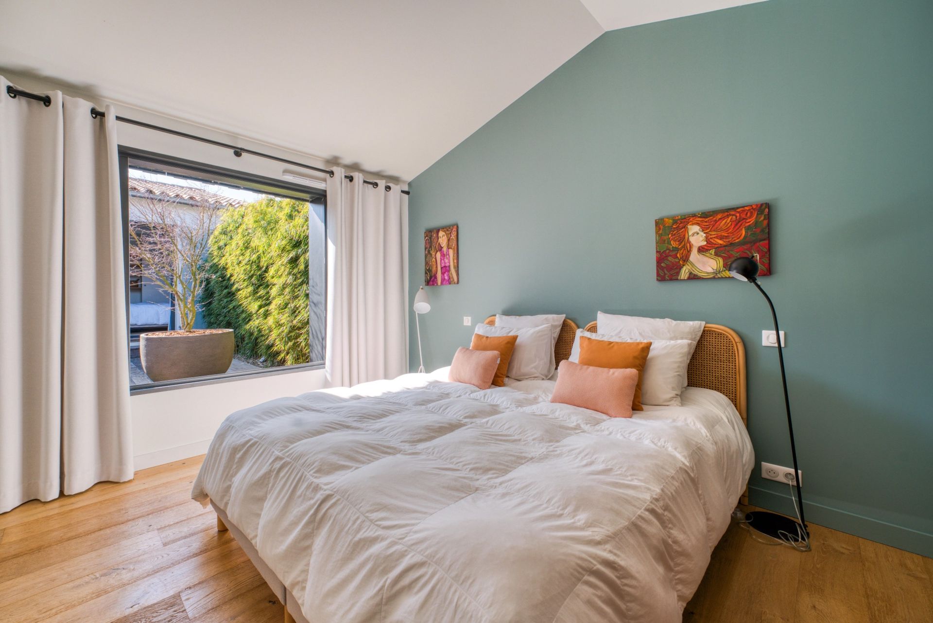 prestigious house 7 Rooms for sale on STE MARIE DE RE (17740)