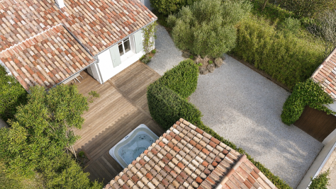 Sale Prestigious house Sainte-Marie-de-Ré 7&nbsp;Rooms 150&nbsp;m²