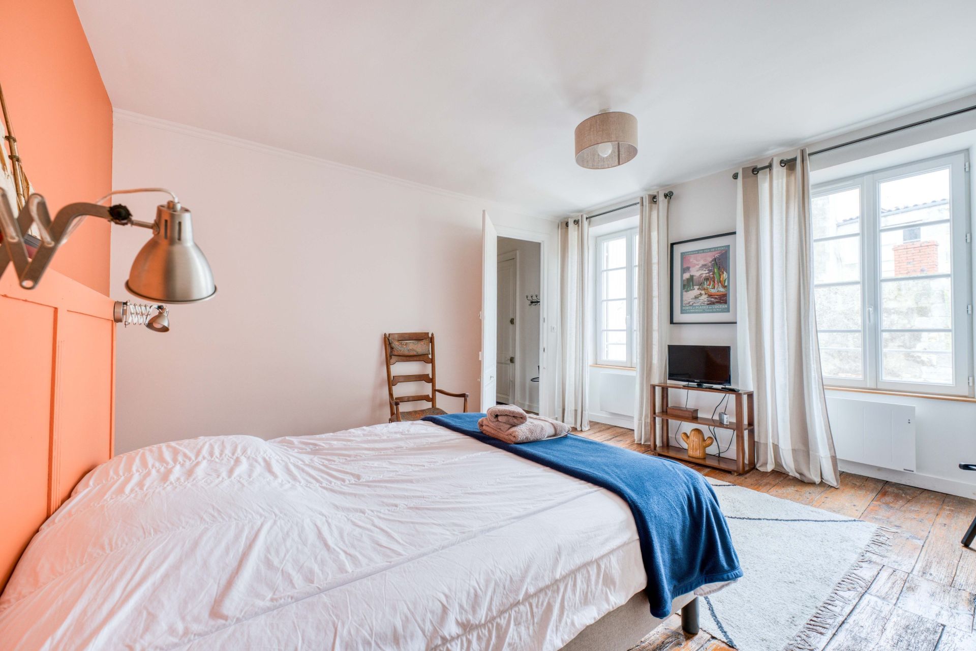 prestigious apartment 2 Rooms for sale on LA ROCHELLE (17000)
