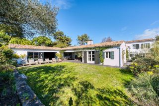 maison de prestige 10 Pièces en vente sur LES PORTES EN RE (17880)