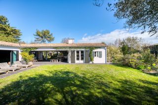 maison de prestige 10 Pièces en vente sur LES PORTES EN RE (17880)