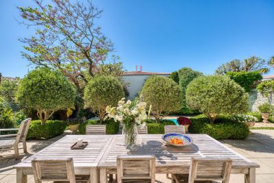 Sale Prestigious house Saint-Martin-de-Ré 9&nbsp;Rooms 240&nbsp;m²