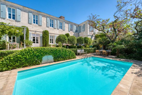 Vente Maison de prestige Saint-Martin-de-Ré 9&nbsp;Pièces 240&nbsp;m²