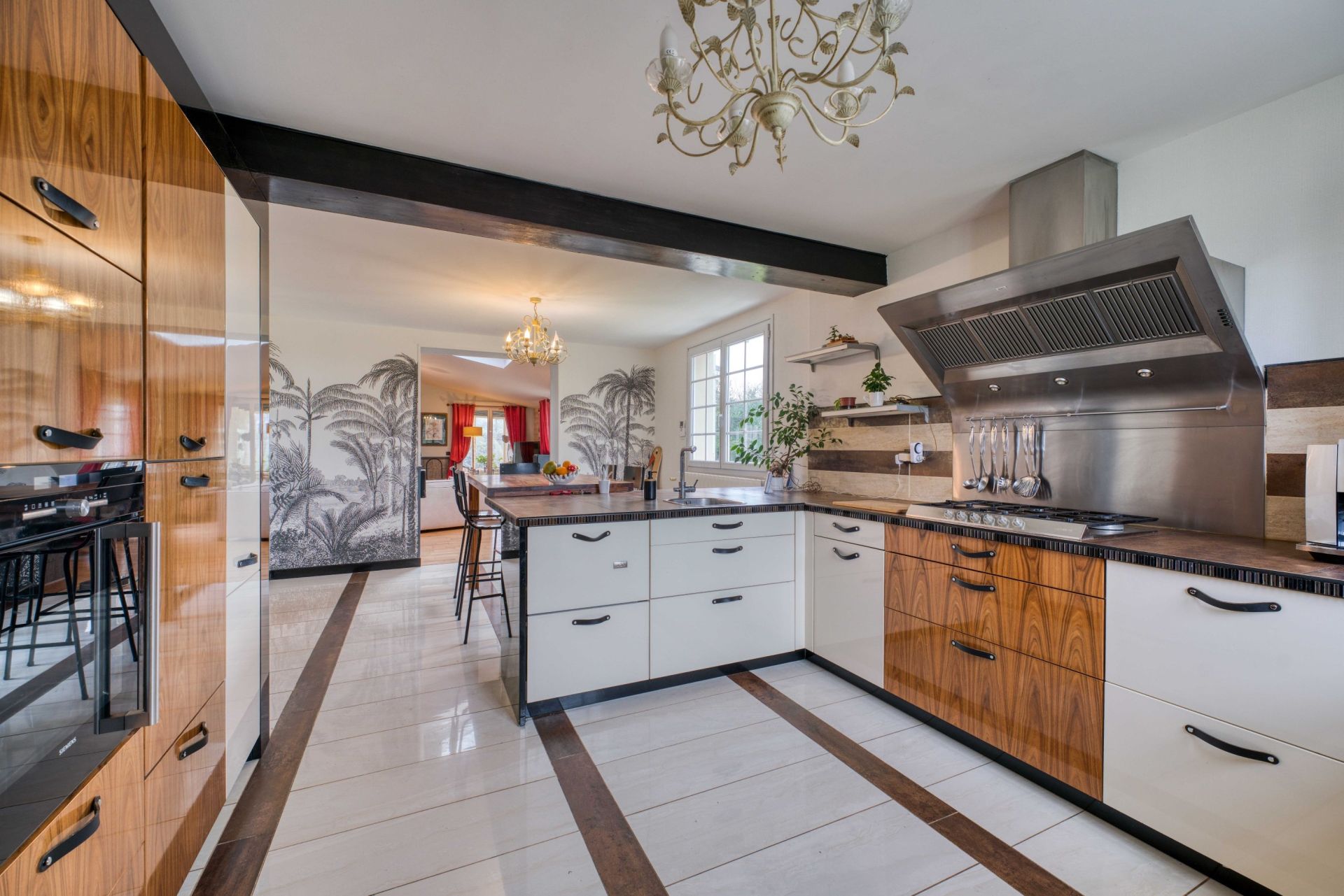 propriété de prestige 7 Pièces en vente sur YVES (17340)