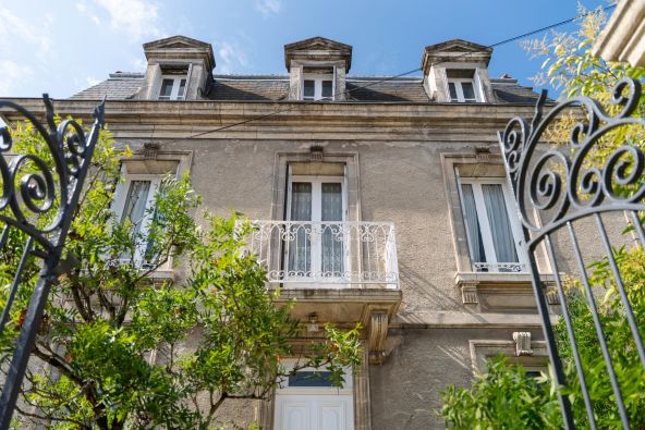 Vente Maison bourgeoise de prestige La Rochelle 7&nbsp;Pièces 240&nbsp;m²