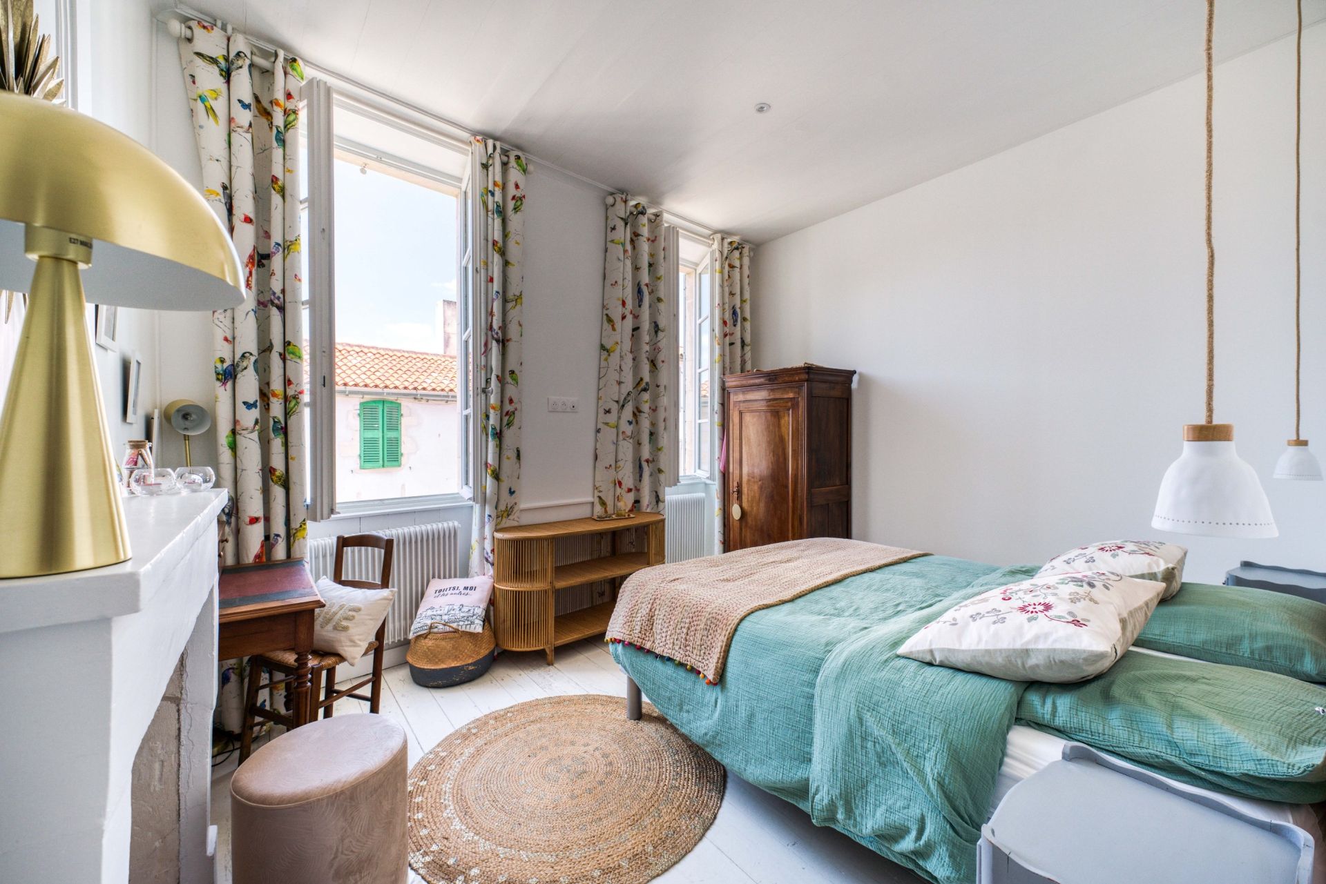 prestigious house 8 Rooms for sale on ST MARTIN DE RE (17410)