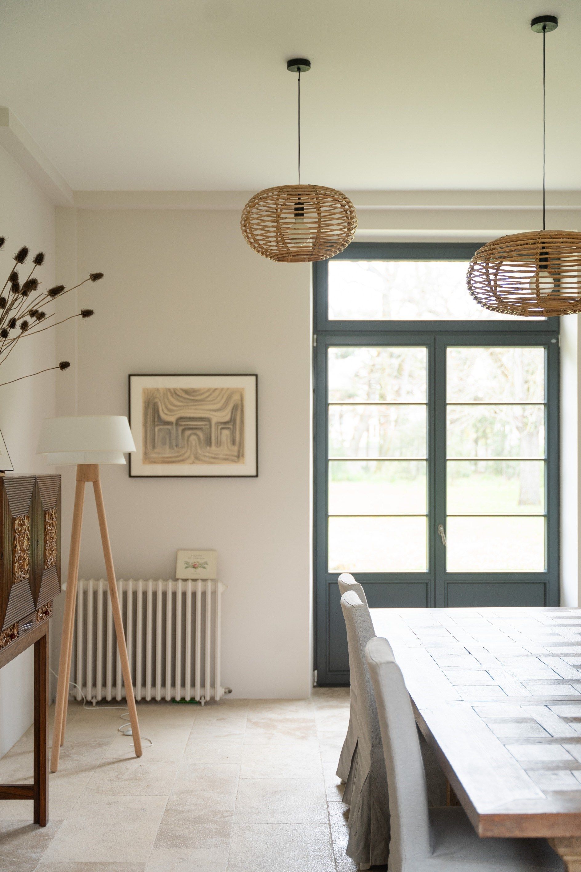 prestigious bourgeois house 8 Rooms for sale on FOURAS (17450)