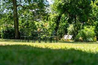 prestigious bourgeois house 8 Rooms for sale on FOURAS (17450)