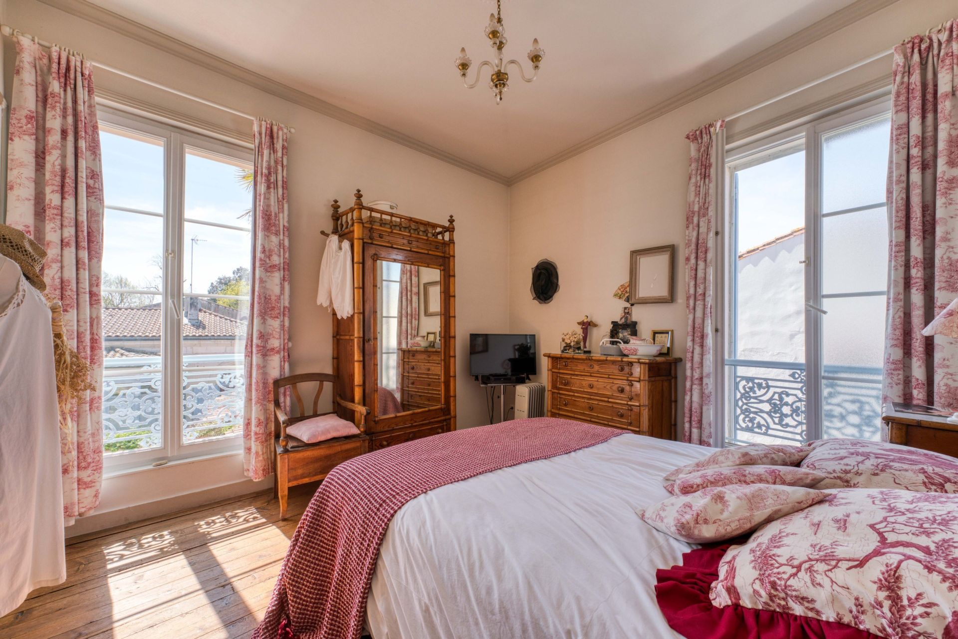 maison de prestige 6 Pièces en vente sur AYTRE (17440)