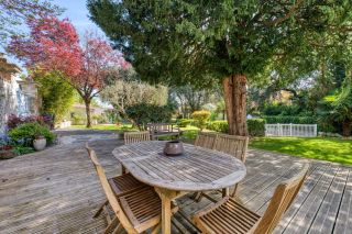 prestigious house 6 Rooms for sale on AYTRE (17440)