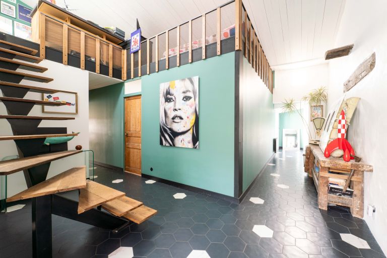 prestigious house 6 Rooms for sale on STE MARIE DE RE (17740)