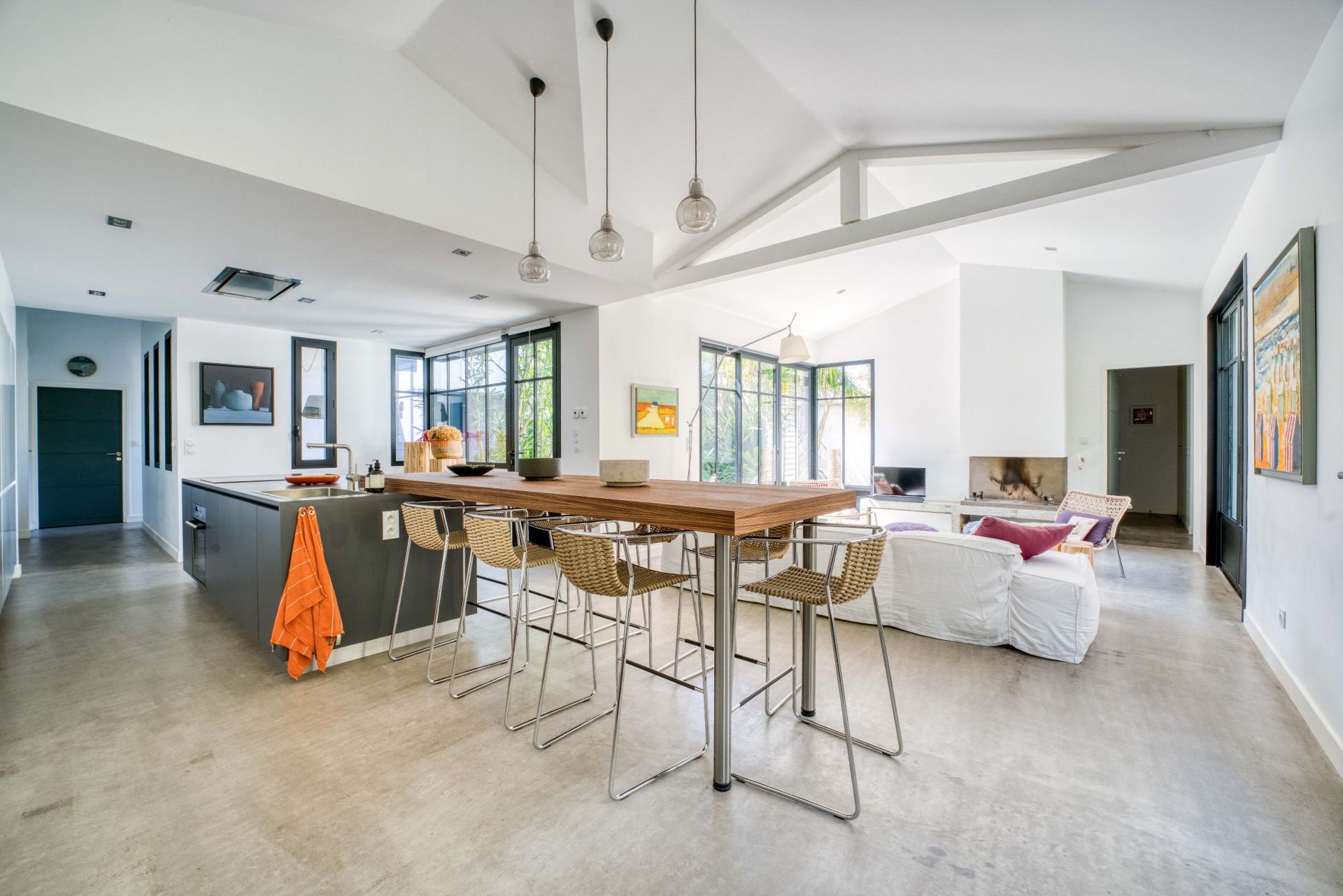 prestigious house 5 Rooms for sale on LES PORTES EN RE (17880)