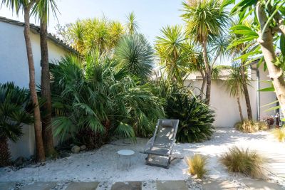 Sale Prestigious house Les Portes-en-Ré 5&nbsp;Rooms 160&nbsp;m²