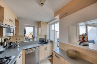 prestigious building for sale on ST MARTIN DE RE (17410)