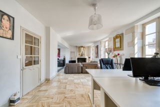 prestigious building for sale on ST MARTIN DE RE (17410)