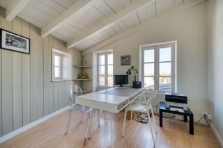 prestigious building for sale on ST MARTIN DE RE (17410)